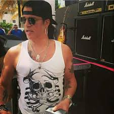 Pin By Semih Mete On Slash Guns N Roses Duff Mckagan The Duff