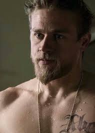 Charlie After Shower Charlie Hunnam Sons Of Anarchy Sons Of Anarchy Tara