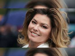 Mit 55 Jahren zeigt Sängerin Shania Twain ihr brandneues Haar-Makeover