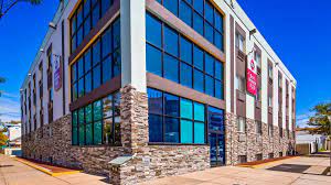 Berjarak 9 km dari usta national tennis center di new york, best western jfk airport menyediakan parkir mobil gratis, mesin atm dan lift seluruh properti. Best Western Hotels