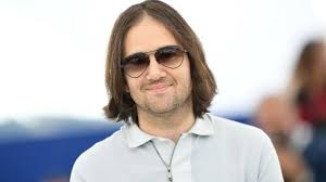 It Follows' David Robert Mitchell Is Writing Horror Film They Hear It