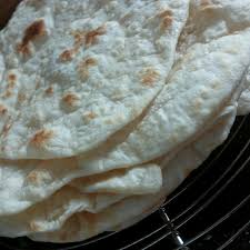 Tortillas De Blepour Une 10zaine De Tortillas De 15cm De Diametre 320g De Farine T55 160g D Eau 80g De Beurre Doux Pincee De Sel Si On Utilises Du Beu