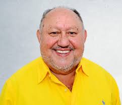 Os recentes escândalos que começam a resvalar ali, lá, acolá e alhures  têm... Leia na coluna de hoje