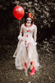 So pennywise continues to be a popular halloween costume with the film's sequel, it: Pin On Halloween Fall
