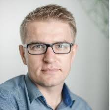 Kim jesteśmy, Zespół, Historia Firmy