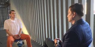 Tatiane spitzner murió el 22 de julio en la ciudad brasileña de guarapuava. Roberto Cabrini Em Reportagem Sobre O Caso Tatiane Spitzner