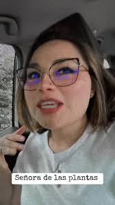 Esther's Pantry (@estherhovey)