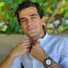 Gabriel Mora (@gabrielmora_)