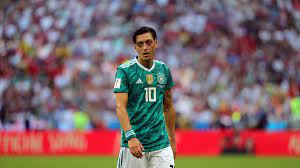 Select from premium özil nationalmannschaft of the highest quality. Ozil Erklart Rucktritt Aus Der Nationalmannschaft Zdfmediathek