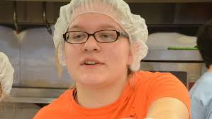 Serving Thanksgiving meals 2014