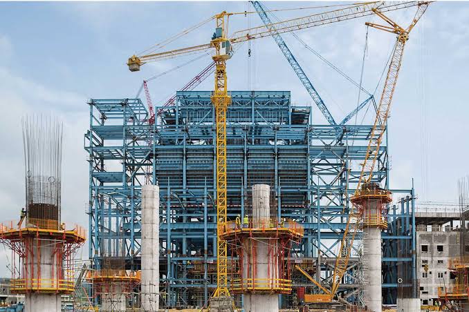 Scaffolding supporting boiler and turbine access at a power plant
