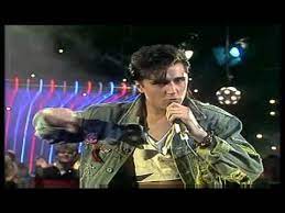 A quel punto, shalpy, ex icona pop degli anni '80, ha risposto così: Scialpi Rocking Rolling 1983 Youtube