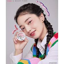 Amazon.co.jp: ETUDE Official Musik Tiger Dewey Cheek 02 Sweet Pink : Beauty