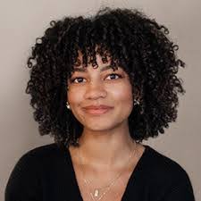 Lindsey Roper's Instagram, Twitter & Facebook