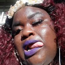 Ashanta Hemphill's Instagram, Twitter & Facebook