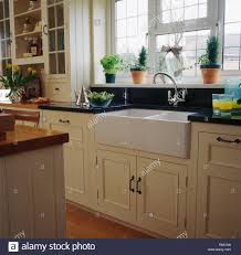 belfast sink kitchen high resolution