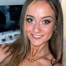 Tracey Mcinerney's Instagram, Twitter & Facebook