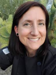 Angie Staats's Instagram, Twitter & Facebook