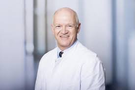 Dazu zählen beispielsweise das herz, die lunge, verdauungsorgane, nieren und ableitende harnwege. Prof Josef Menzel Ist Neuer Prasident Der Deutschen Gesellschaft Fur Ultraschall In Der Medizin Management Krankenhaus