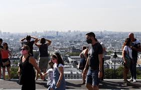 Le reflux de l'épidémie en france a permis à jean castex d'annoncer que le port du masque à l'extérieur ne serait plus obligatoire à partir de ce jeudi, sauf dans certaines circonstances comme les. Le Port Du Masque A L Exterieur Va Devenir Obligatoire Dans Tout Paris Le Devoir