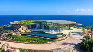 With free wifi, this holiday home features a cable tv, a washing machine and a kitchen with a dishwasher and microwave. 7 Luxurious Homes For Sale With Breathtaking Infinity Pools Architectural Digest