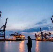 Geschäftsreisen sollten eine hafenbesichtigung einschließen. Hafen Report Hamburg Schwachelt Antwerpen Gewinnt Welt