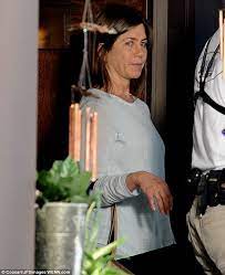 That face actually belongs to the main character in her movie, cake. Jennifer Aniston Films Cake With Sam Worthington And Anna Kendrick Daily Mail Online