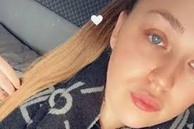 Courtney Sellars's Instagram, Twitter & Facebook