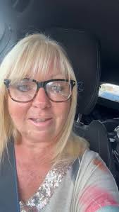 ☀️ Live at 6.30pm with Lynne and Dave ☀️