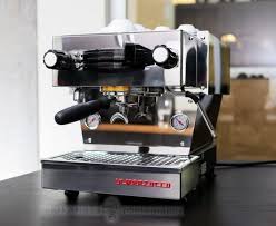 La Marzocco Linea Mini Home Machine Of My Dreams Coffeeroaster Cafetiere Design Bon Cafe Cafe Chocolat