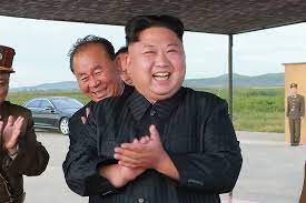 Kim jong un applies the flavorings to dennis rodman's snow cone haircut from an elevated perch. Ahead Of Historic Summit This Is The Key To Kim Jong Un S Heart