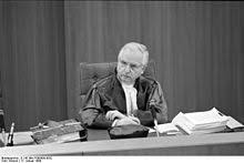 Für das mietpreisrecht sei der bund zuständig, die länder, also. Ernst Trager Wikipedia