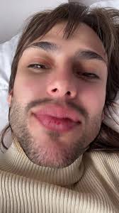 Ana Noboa (@ananoboa)