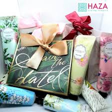 Kebanyakan rumah memang akan ada jam jenis macam ini, sebab murah dan sangat pratikal. Doorgift Kahwin Exclusive