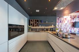 Schone Boden Purpurrot At