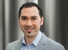 Colin Fisher explores the inhibitors to effective managerial listening in  HBR