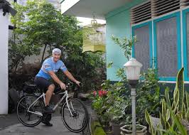 The companies are divided into manufacturers for bmx bicycles, city bicycles, home trainers, mountain bicycles, road. Humanoids Of Surly Yansen Sugiarto Of Indonesia Surly Blog Surly Bikes