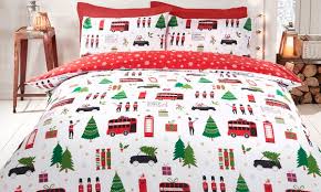 Il nuovo completo letto della linea infamily è composto da federa per il cuscino, copriletto e lenzuola. Set Copripiumino Natalizio Rapport Home Disponibile In 3 Dimensioni E Varie Fantasie