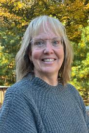 Julia Rosner's Instagram, Twitter & Facebook