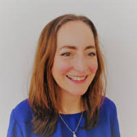 Faye Lincoln's Instagram, Twitter & Facebook