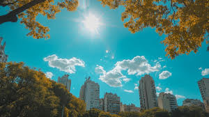 ¡Primavera Fugaz! ¿Lluvias Acechan el Fin de Semana en Buenos Aires? - Imagen principal del artículo
