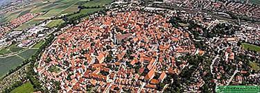 أفكاري في التحرر على الزوجة أضعها هنا. Nordlingen Ù‡ÙŠ Ù…Ø¯ÙŠÙ†Ø© ÙÙŠ Ø£Ù„Ù…Ø§Ù†ÙŠØ§ ØªÙ… Ø¨Ù†Ø§Ø¤Ù‡Ø§ ÙÙŠ Ø­ÙØ±Ø© Ù†ÙŠØ²Ùƒ Ù…Ù‚Ø§Ù„Ø§Øª