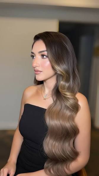 Side Swept Waves Hairstyle