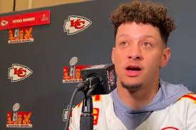 Chiefs QB Patrick Mahomes says NL East team has a 'good chance' to win the  World Series in 2025