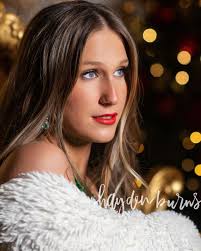 🧣Shelby Strieter🧣 college : USI major : Pre-Medical Biochemistry Fav  memory : shooting in 30 degree weather with only a fire hazard space heater  to keep us warm!! then getting some of