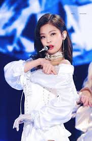 V Live Itzy's choreography is more intense, and more demanding. v live