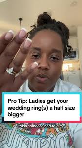 I wish someone had told me! 💍🤍 My ring didn’t always feel like this. Only  in the warm months.