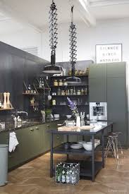 Epingle Par Elena Bicak Sur Ferme Travaux Deco Salon Kaki Cuisines Deco Salle A Manger Verte