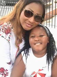 Madame Helene Aka l'épouse d'Asalfo (magic systeme) fête 1 an de plus  aujourd'hui. Le message d' A'SALFO à son épouse qui fête son anniversaire :  « Mon amour, ma complice, ma conseillère,