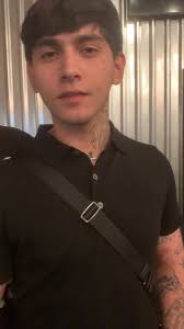 El saludo de @yng.naz_ de cuando lo conocí 😍